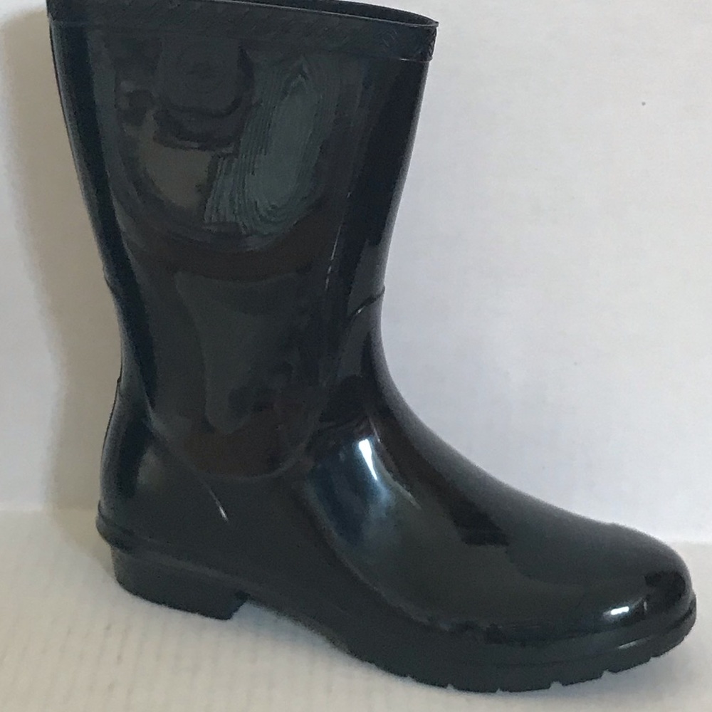 UGG RAANA Black Rain boots Kids sz 4 =women 6 NEW